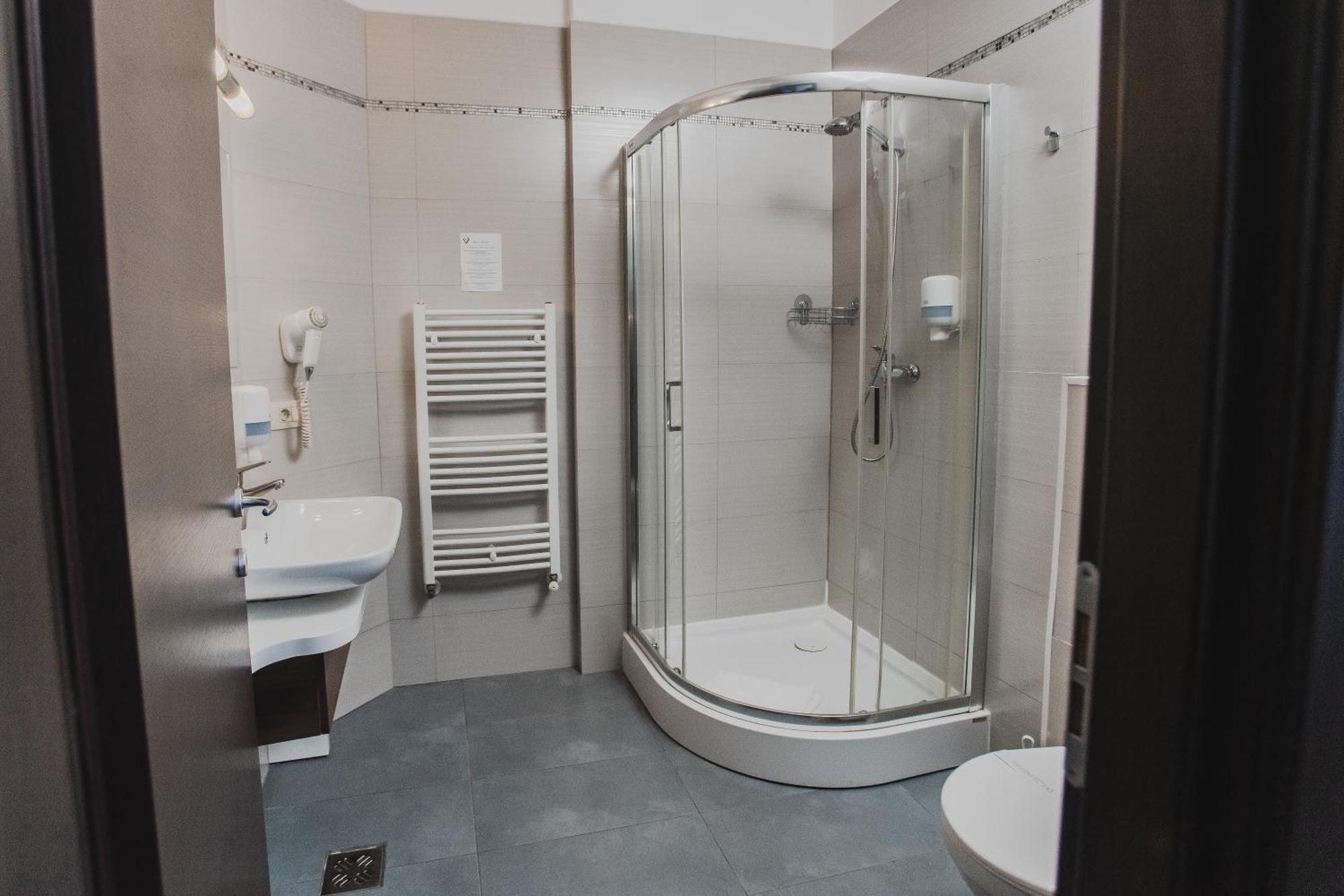 Caro Boutique Hotel Oradea Εξωτερικό φωτογραφία