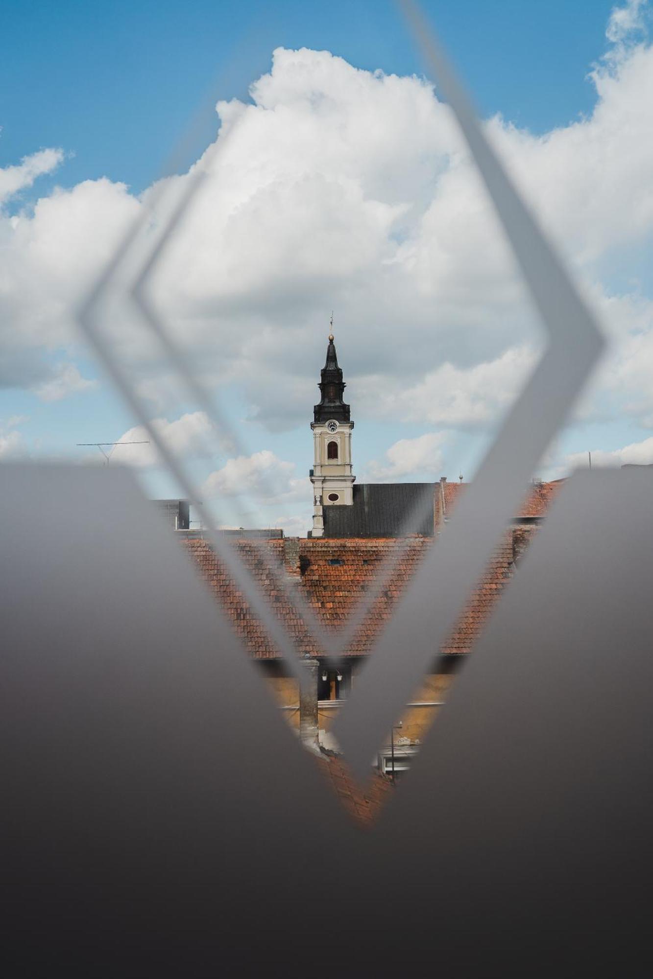 Caro Boutique Hotel Oradea Εξωτερικό φωτογραφία